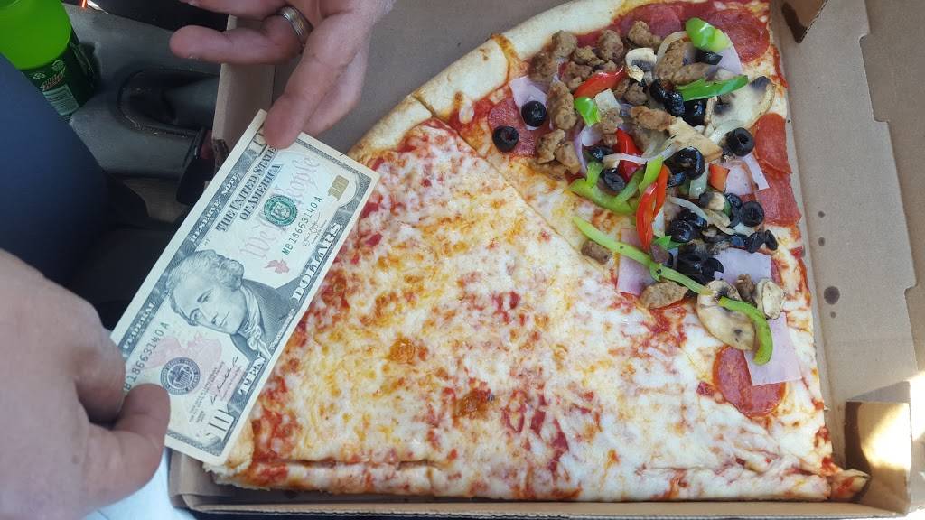 Marios Pizza | restaurant | 1066 Hanes Mall Blvd, Winston-Salem, NC 27103, USA | 3367680057 OR +1 336-768-0057