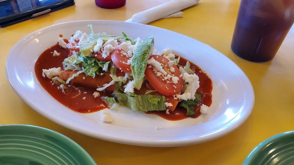 La Tia Bertha | restaurant | 7101 Bandera Rd, San Antonio, TX 78238, USA | 2103621057 OR +1 210-362-1057