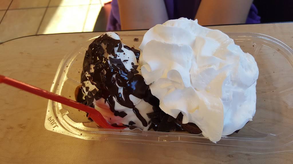 Dairy Queen Grill & Chill | restaurant | 101 Martin Dr, Stayton, OR 97383, USA | 5037695311 OR +1 503-769-5311