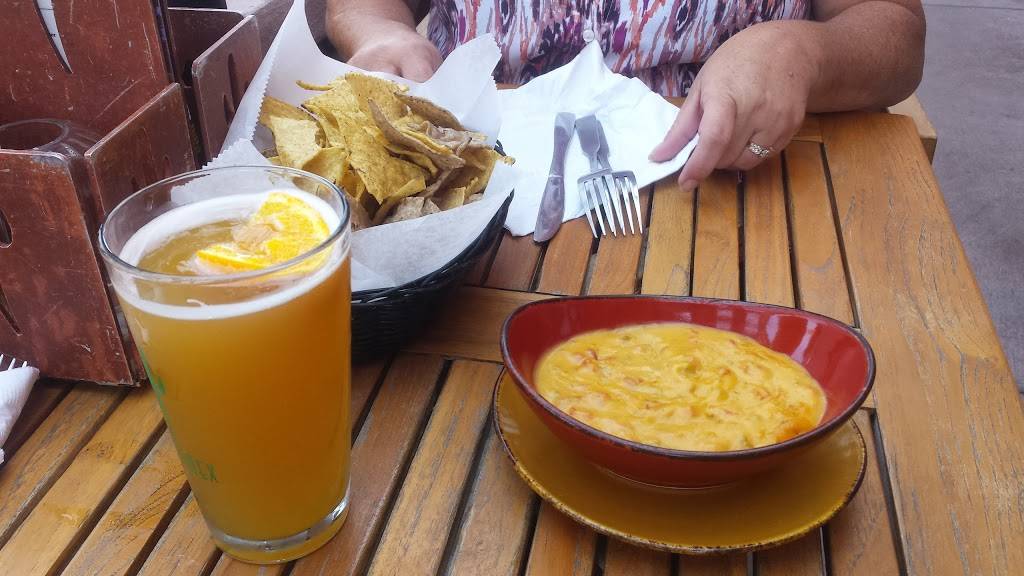 Mad Mex | restaurant | 5800 Peach St, Erie, PA 16509, USA | 8145205142 OR +1 814-520-5142