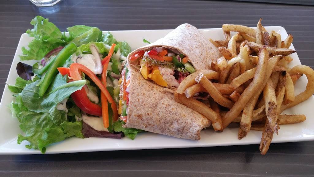 Restaurant agostinos | restaurant | 3353 Boulevard Royal, Shawinigan, QC G9N 8K7, Canada | 8195398242 OR +1 819-539-8242