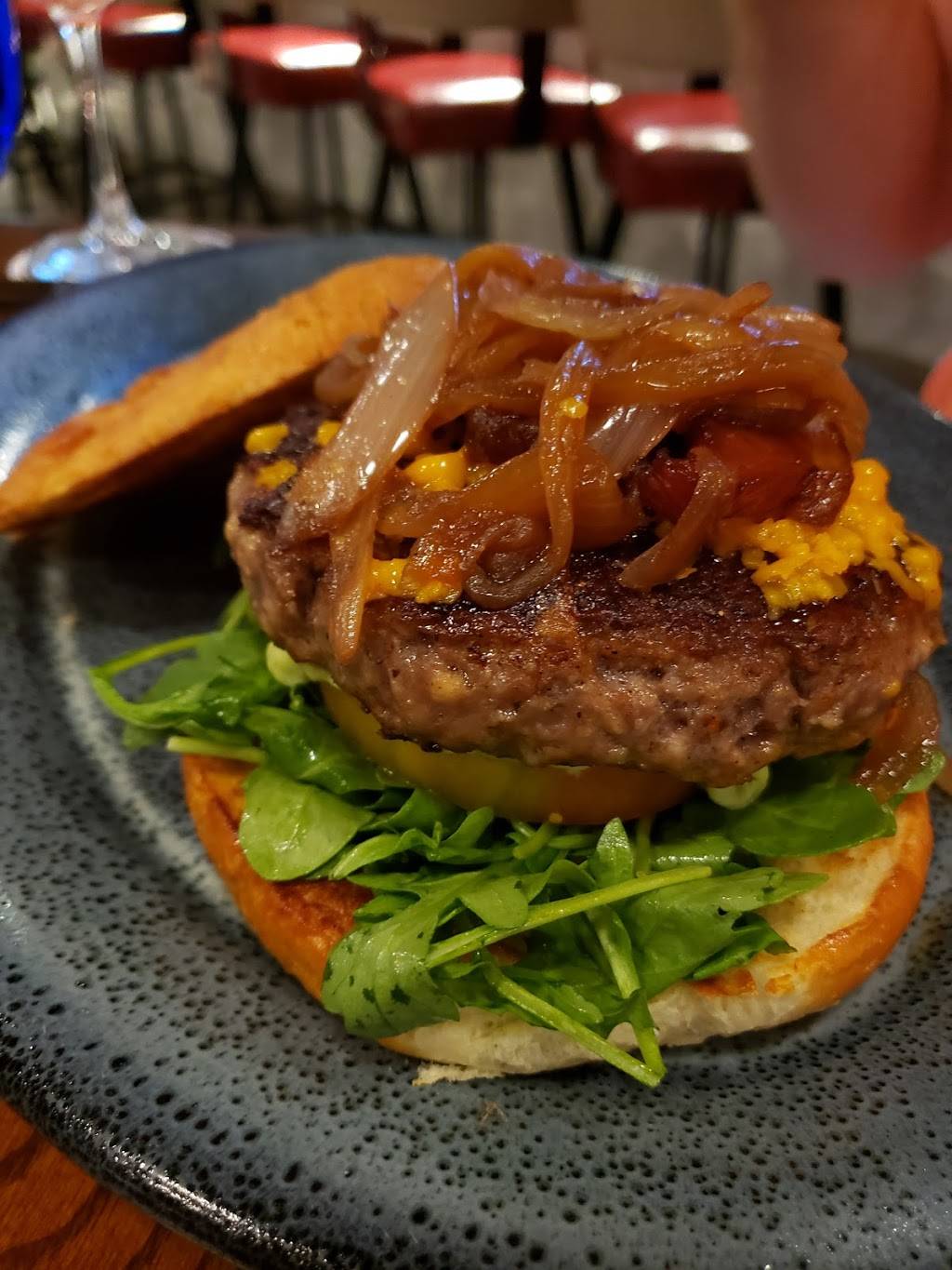 Palette Bar and Grill | restaurant | 901 E Washington Ave, Madison, WI 53703, USA | 6084558520 OR +1 608-455-8520