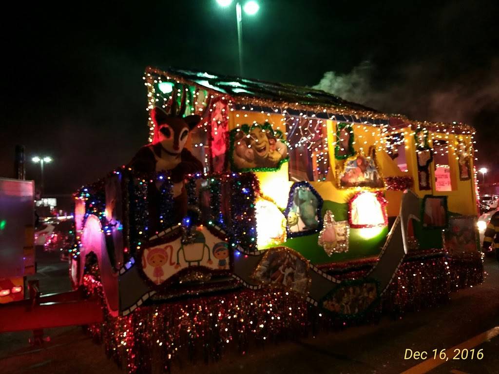 Applebees Grill + Bar | restaurant | 360 Walt Whitman Road Huntington Shopping Center, Huntington Station, NY 11746, USA | 6314273504 OR +1 631-427-3504