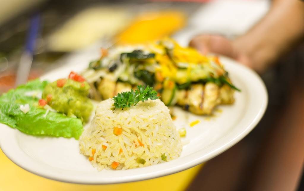 Maza Tex-Mex | restaurant | 2040 W Northwest Hwy Ste 140, Dallas, TX 75220, USA | 4696206490 OR +1 469-620-6490