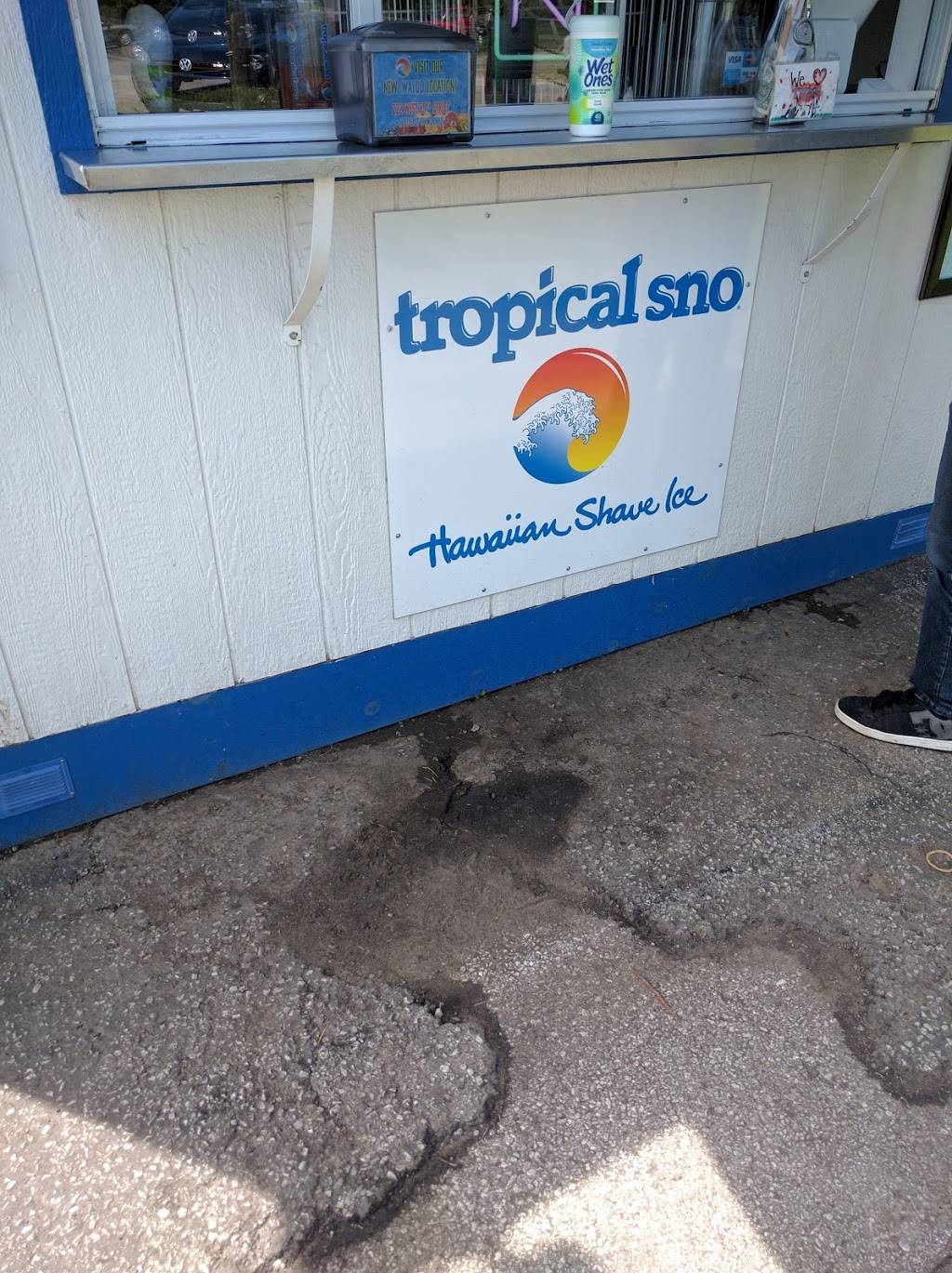 Tropical Sno Kansas City (Martin City) | restaurant | 200 E 135th St, Kansas City, MO 64145, USA | 8167592726 OR +1 816-759-2726