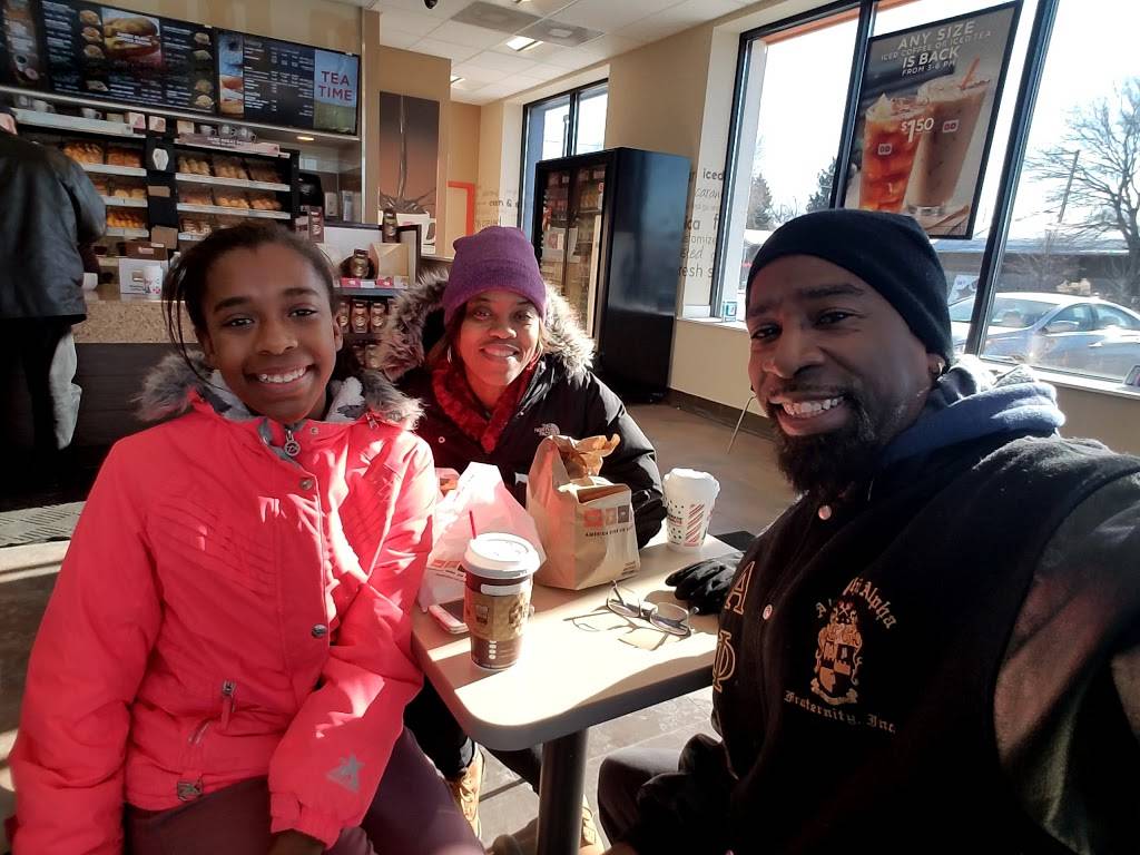 Dunkin Donuts | cafe | 11525 S Halsted St, Chicago, IL 60628, USA | 7737262538 OR +1 773-726-2538