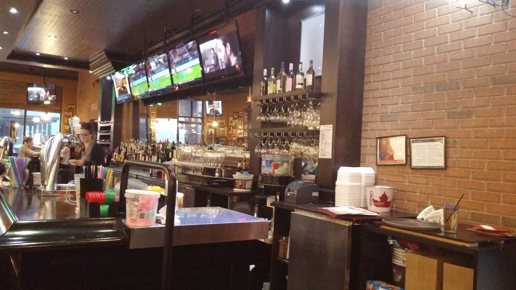 East Side Mario’s | restaurant | 3802 Innes Rd, Ottawa, ON K1T 1W3, Canada | 6135900408 OR +1 613-590-0408