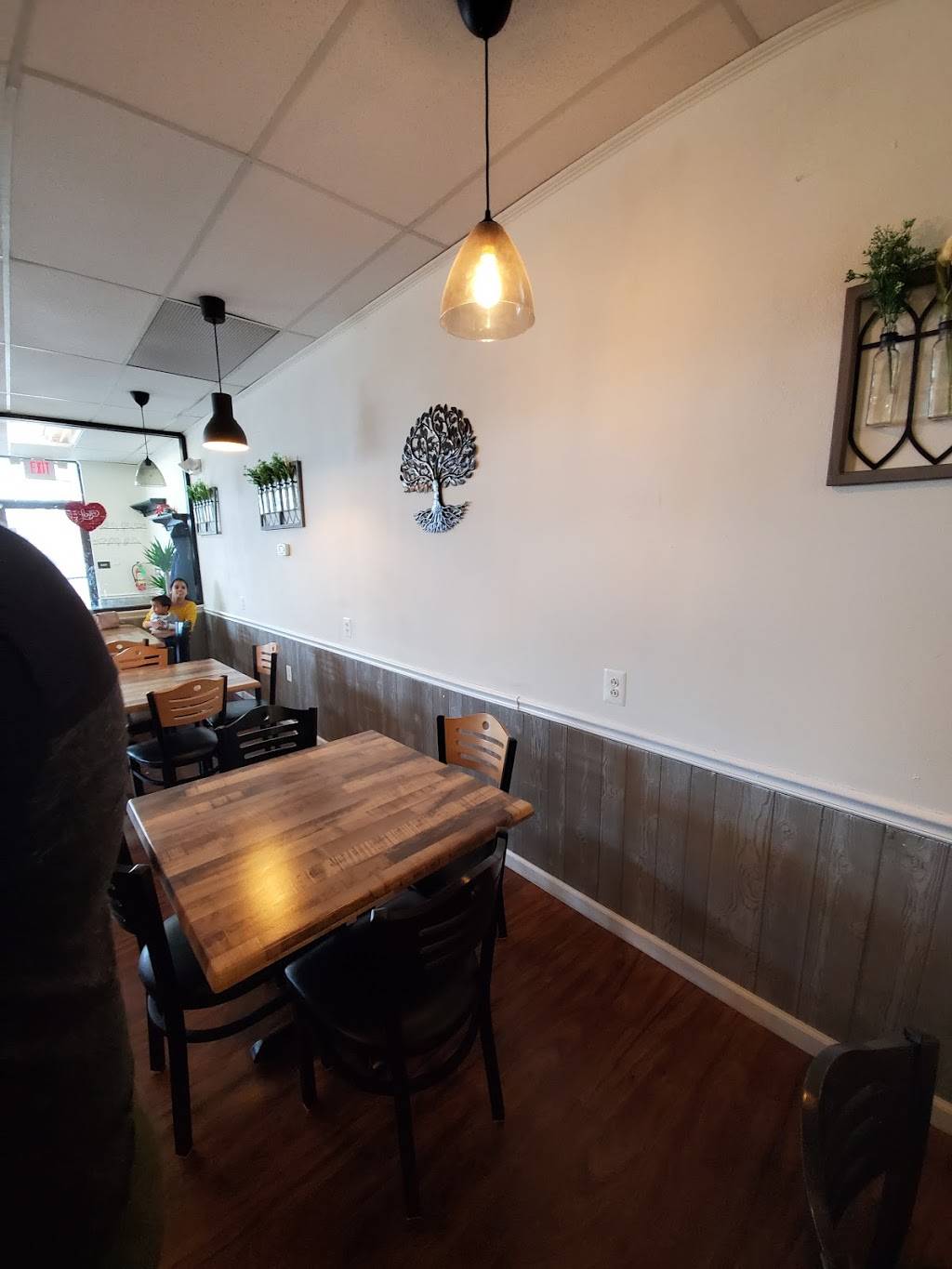 Cafe on Route 30 | restaurant | 235 Lancaster Ave, Malvern, PA 19355, USA | 6106443030 OR +1 610-644-3030