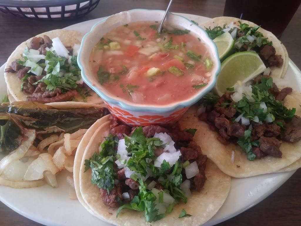 Lil Jonnys Taco House | restaurant | 3601 N PanAm Expy, San Antonio, TX 78219, USA | 2102277533 OR +1 210-227-7533