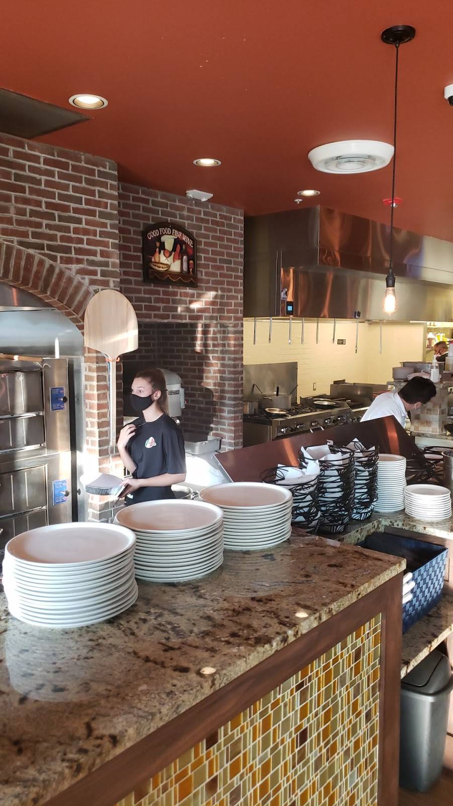 Salerno cucina italiana | restaurant | 1310 Cypress Creek Road suit 120, Cedar Park, TX 78613, USA | 5123519580 OR +1 512-351-9580