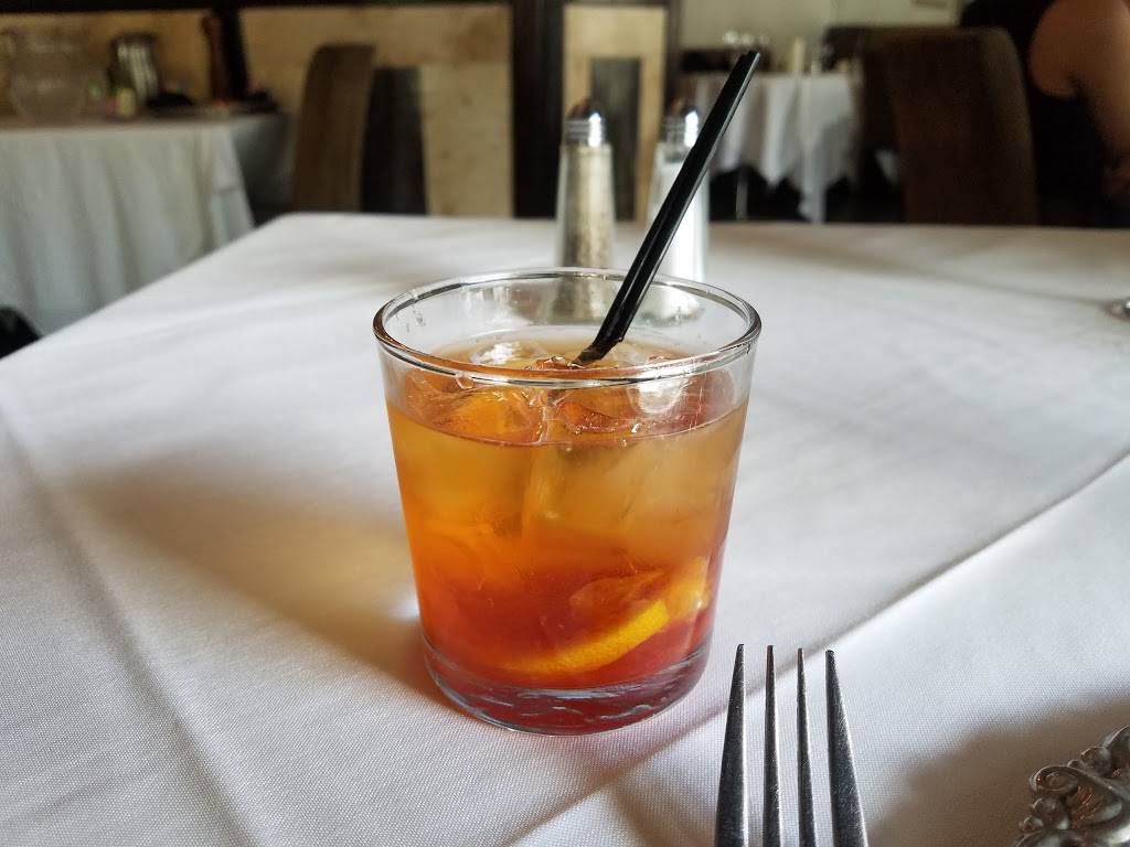 Chez Vincent | restaurant | 533 W New England Ave, Winter Park, FL 32789, USA | 4075992929 OR +1 407-599-2929