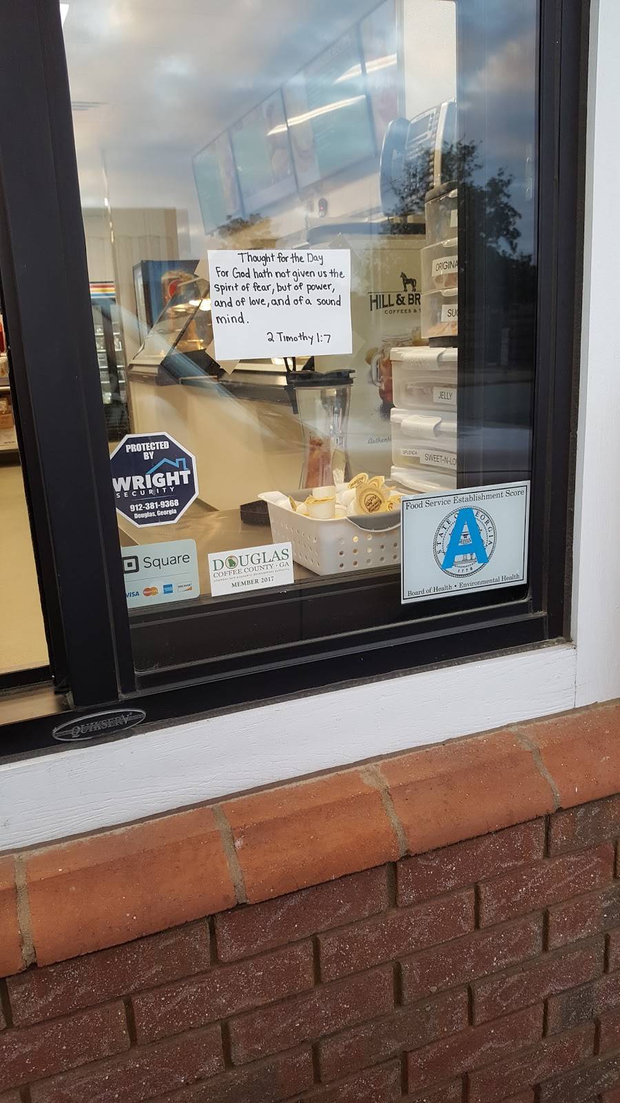 Bobbys Treat Shop | restaurant | 201 W Ward St, Douglas, GA 31533, USA | 9123843660 OR +1 912-384-3660