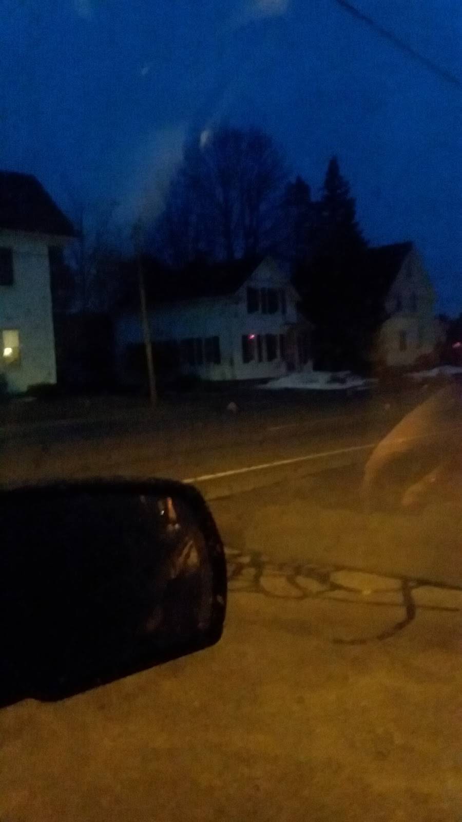 Village Pizza | restaurant | 49 Hancock St, Rochester, NH 03867, USA | 6033354344 OR +1 603-335-4344