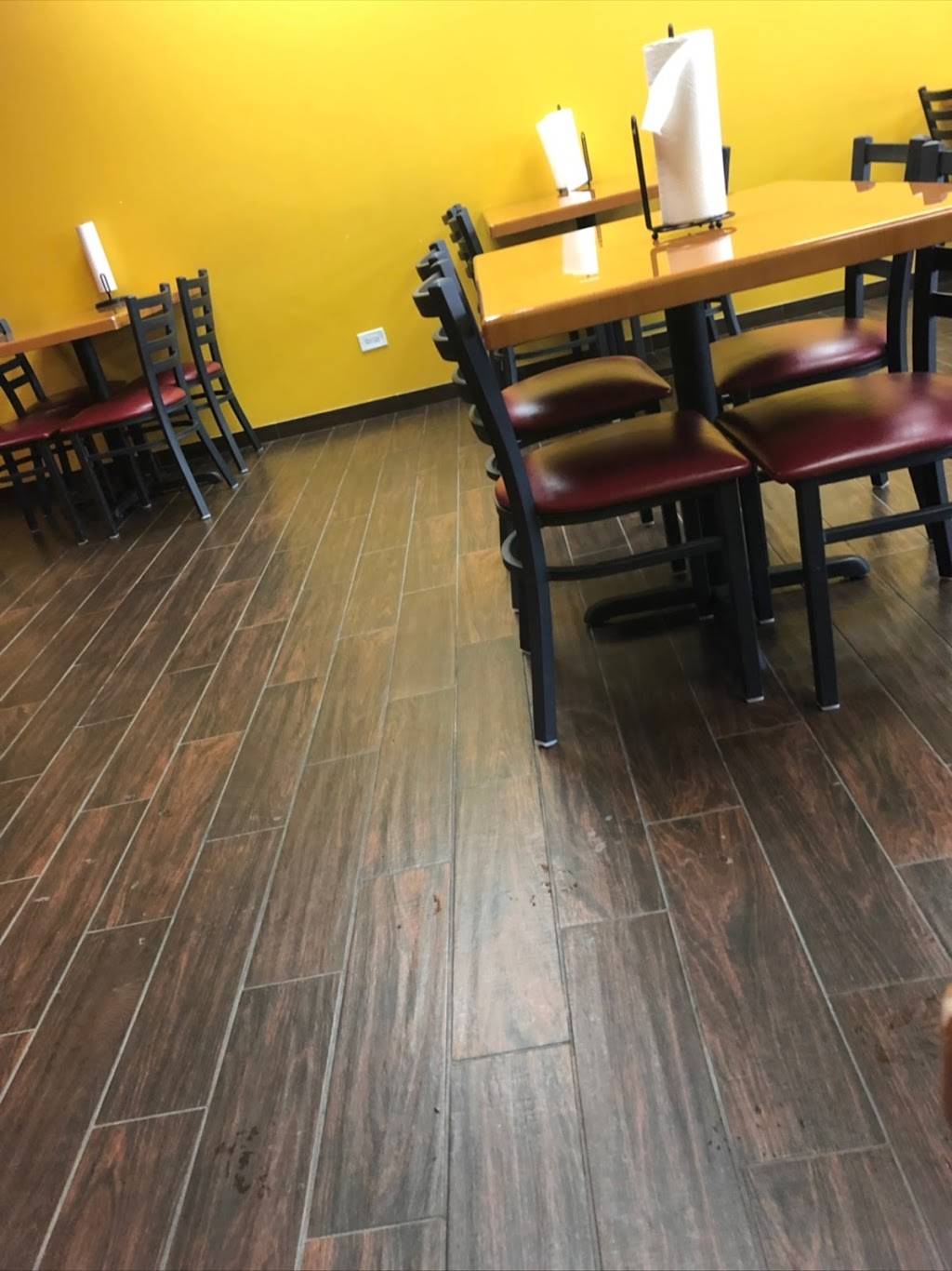 Monicas Pizza | restaurant | 6448 S Pulaski Rd, Chicago, IL 60629, USA | 7737358160 OR +1 773-735-8160