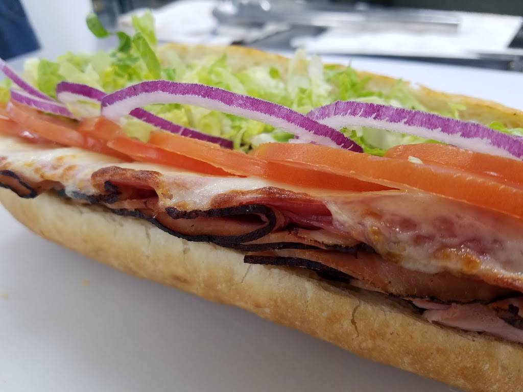 Holly Cafe | restaurant | 204 S Saginaw St, Holly, MI 48442, USA | 2483825307 OR +1 248-382-5307