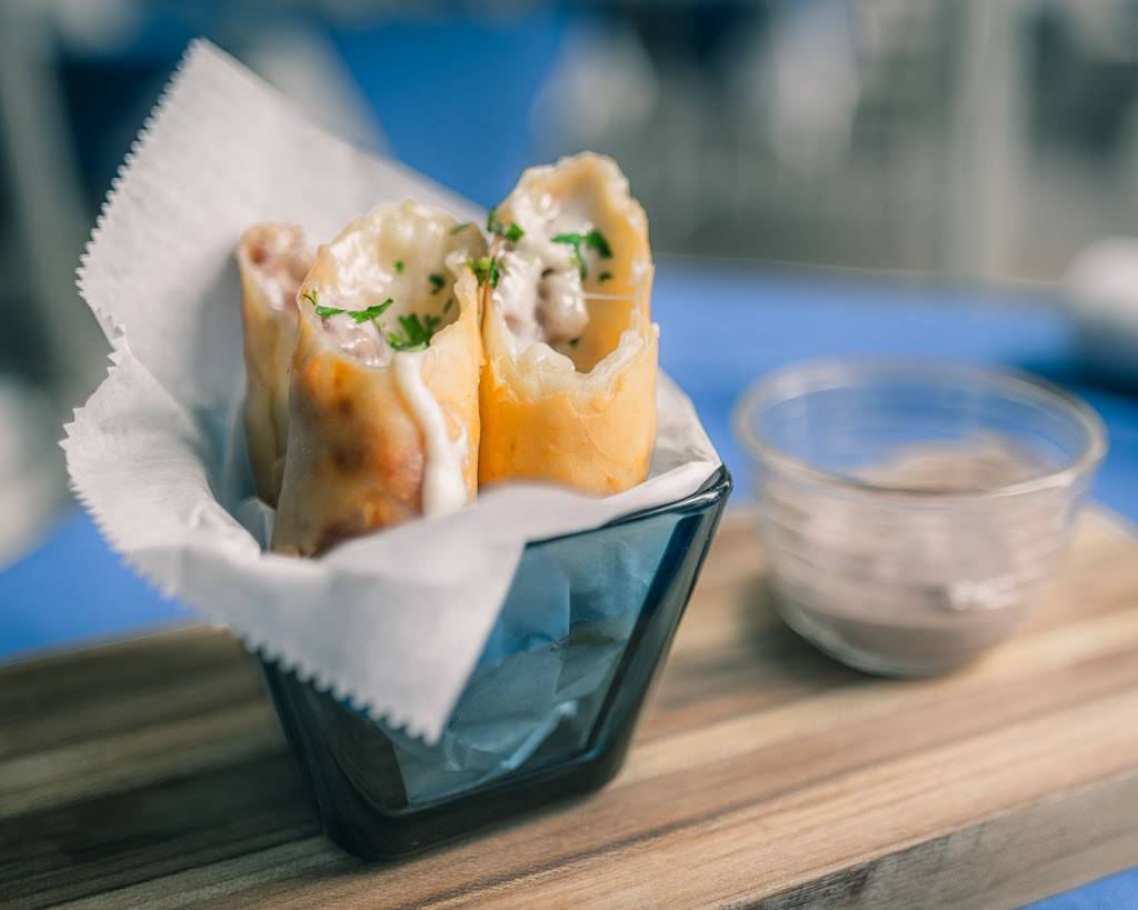 Maurice | restaurant | 145 Market St, Onancock, VA 23417, USA | 7573874889 OR +1 757-387-4889