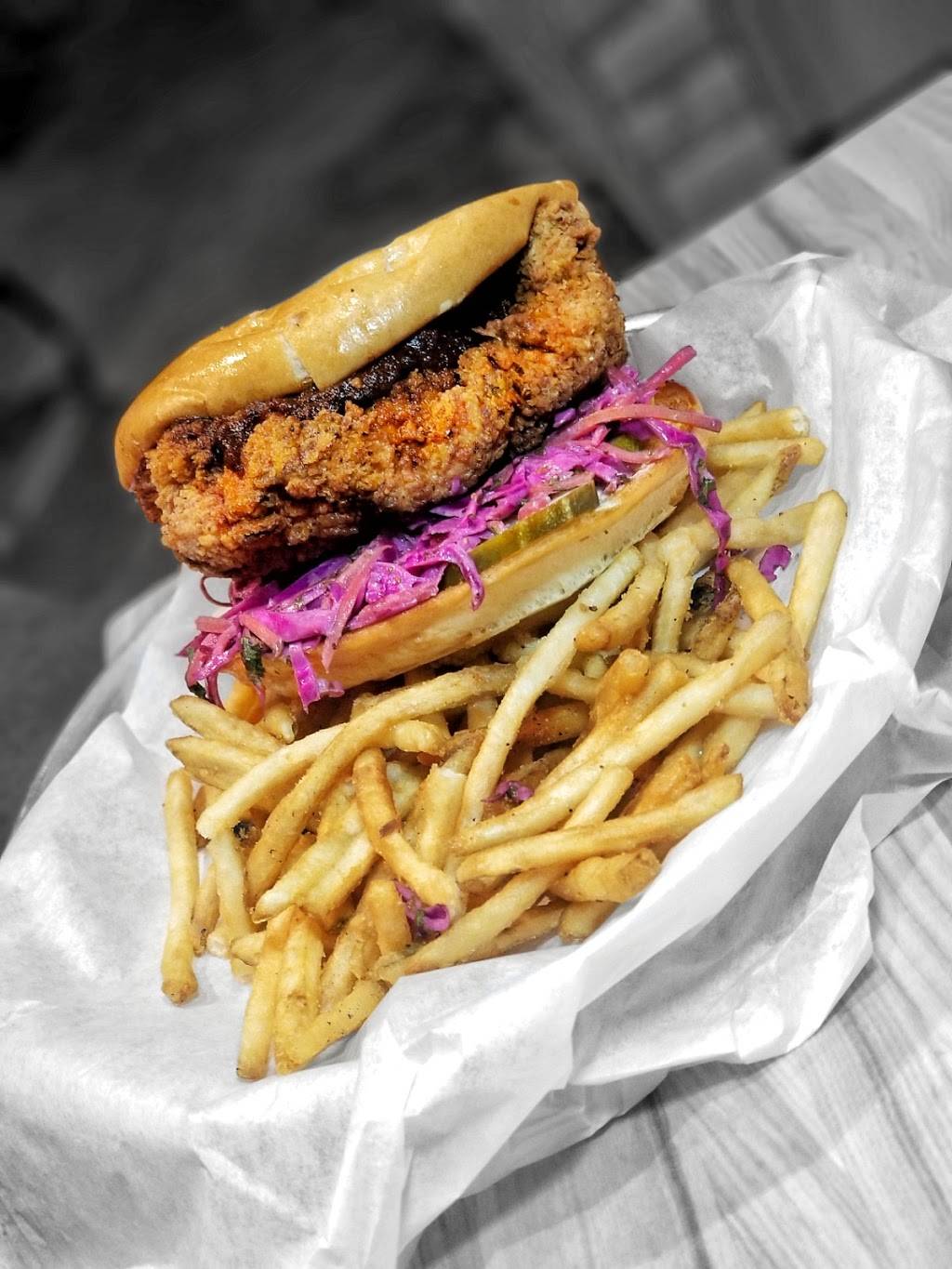 Grub Burger Bar | restaurant | 10403 Katy Fwy Suite 100, Houston, TX 77024, USA | 7138277157 OR +1 713-827-7157