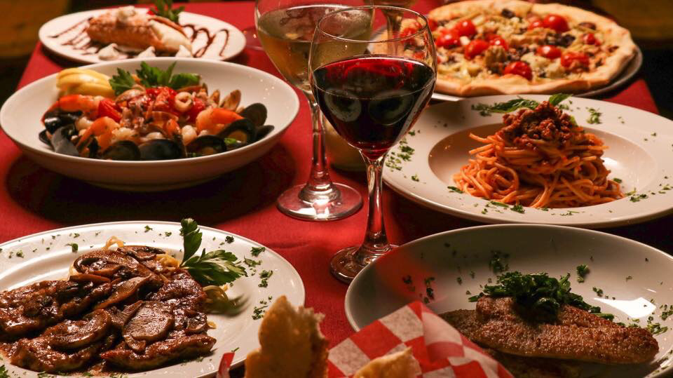 Fortunatos in Gulfport | restaurant | 3038 Beach Blvd S, Gulfport, FL 33707, USA | 7279547960 OR +1 727-954-7960