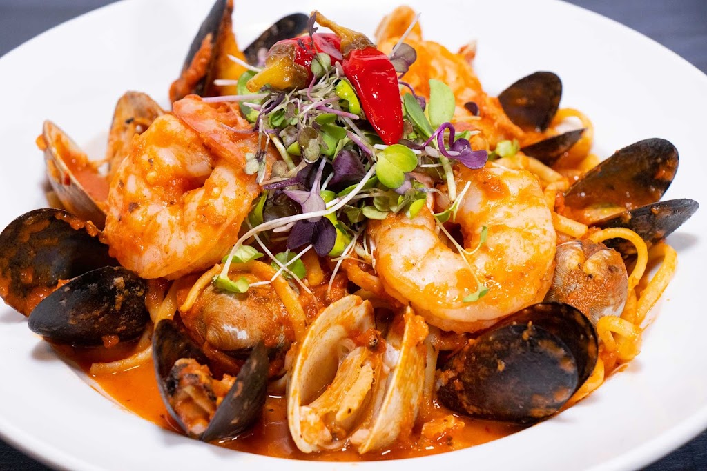 Mangiare | restaurant | 121 N Adams St, Green Bay, WI 54301, USA | 9204030900 OR +1 920-403-0900