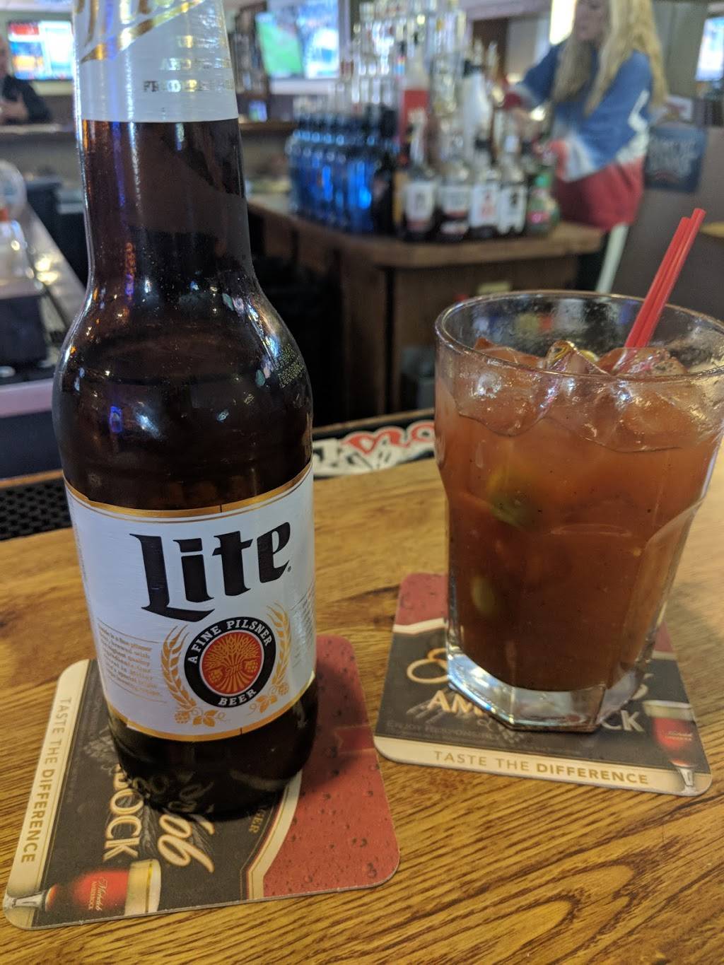 Chevvys Pizza & Sports Bar | restaurant | 3740 W Jefferson Blvd, Fort Wayne, IN 46804, USA | 2604364748 OR +1 260-436-4748