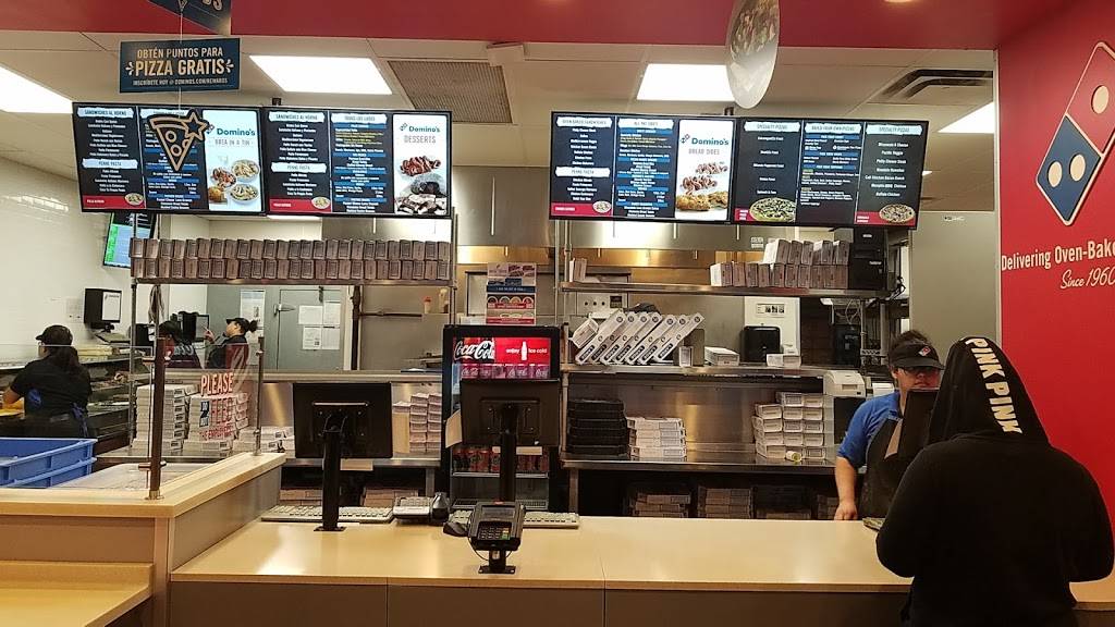 Dominos Pizza | meal delivery | 1338 W Forest Home Ave, Milwaukee, WI 53204, USA | 4146453303 OR +1 414-645-3303