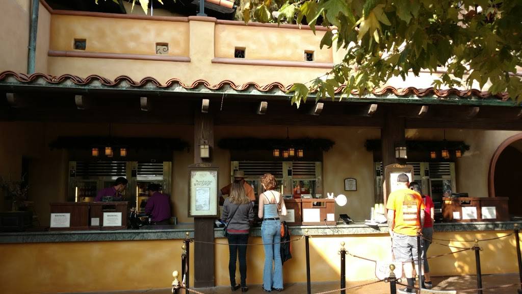 Wine Country Trattoria | restaurant | 1313 S, Disneyland Dr, Anaheim, CA 92802, USA | 7147813463 OR +1 714-781-3463