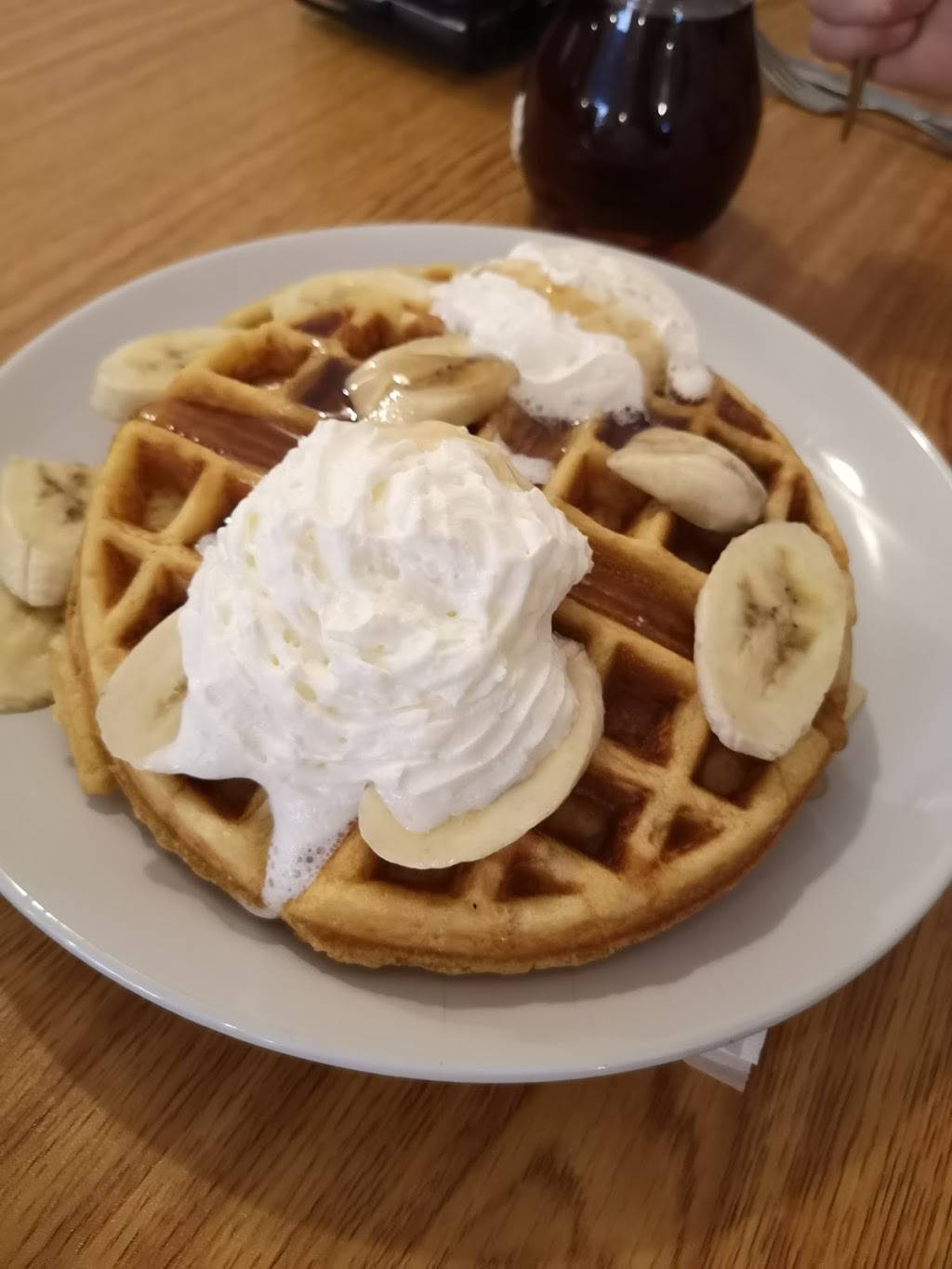 The Lighthouse Restaurant | restaurant | 199 High St, Southampton, ON N0H 2L0, Canada | 5197972095 OR +1 519-797-2095