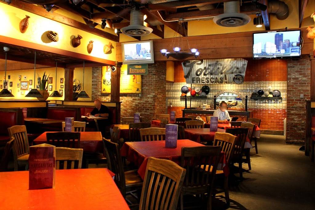 On The Border Mexican Grill & Cantina | restaurant | 1770 Camino De La Reina, San Diego, CA 92108, USA | 6192093700 OR +1 619-209-3700