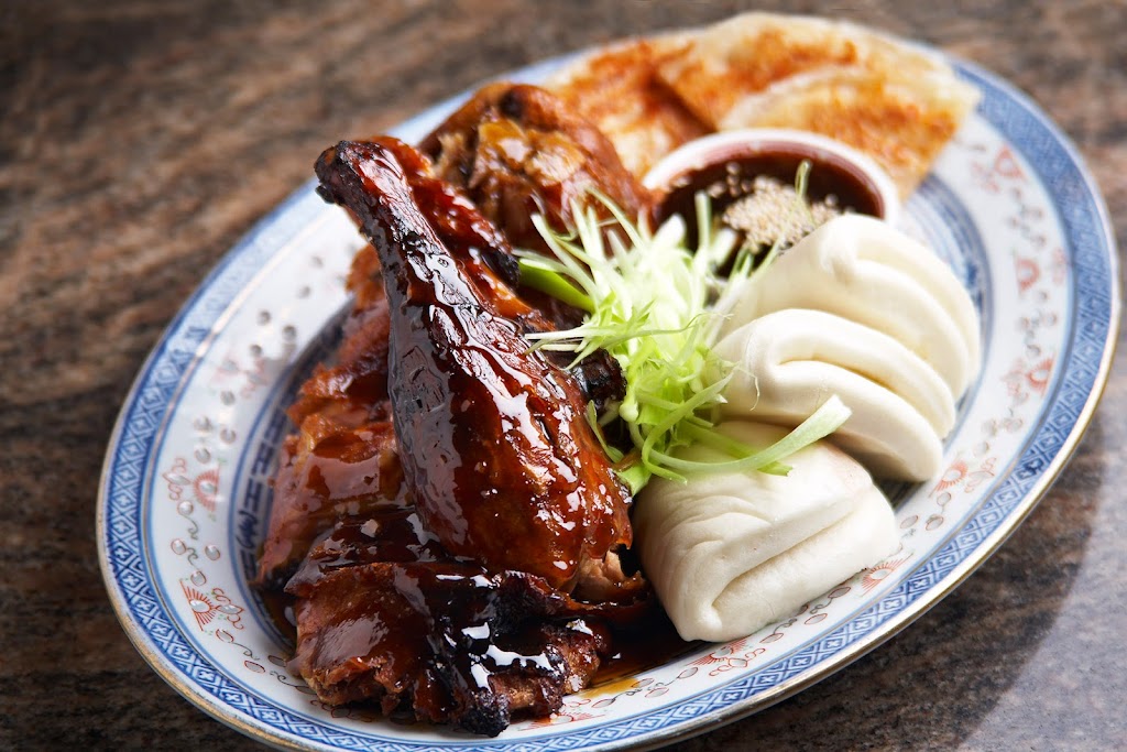 Hales Blackbrick | restaurant | 4812 N Dale Mabry Hwy, Tampa, FL 33614, USA | 8136834233 OR +1 813-683-4233