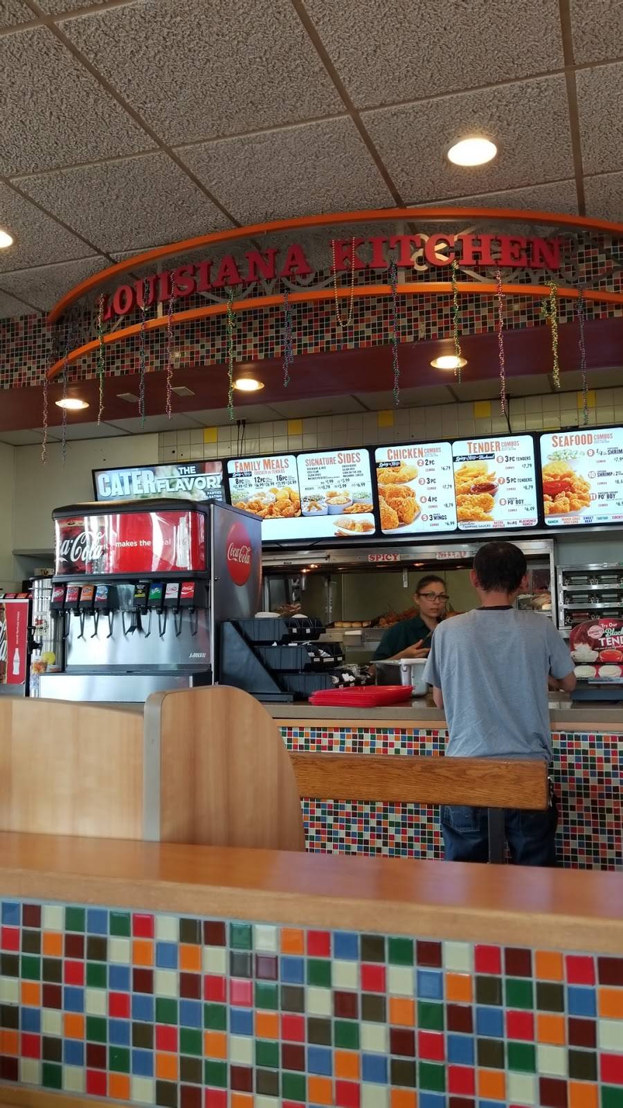 Popeyes Louisiana Kitchen | restaurant | 4427 Fox Valley Center Dr, Aurora, IL 60504, USA | 6308984964 OR +1 630-898-4964