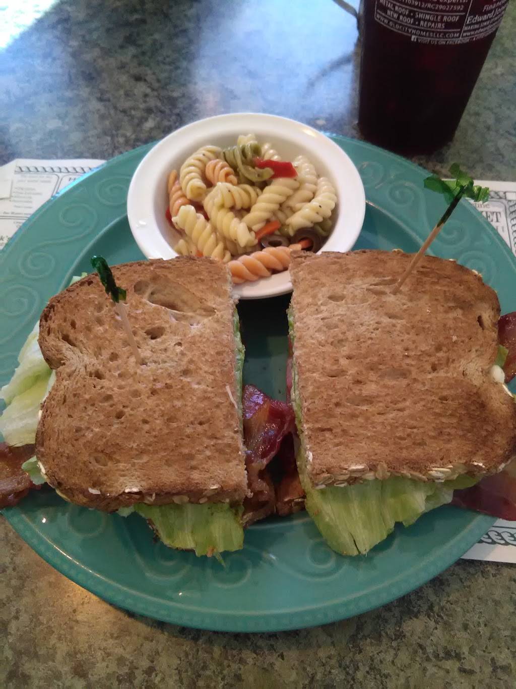 Leroys Cafe | restaurant | 2555 US Highway 1 S, St. Augustine, FL 32086, USA | 9042174624 OR +1 904-217-4624