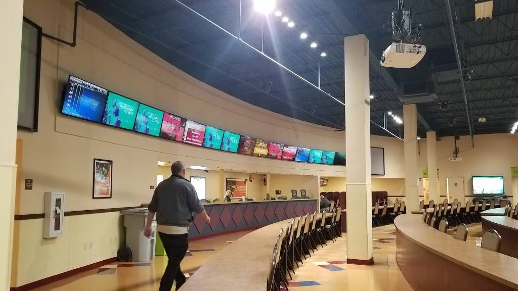 Indiana Grand | restaurant | 654 Eastern Blvd, Clarksville, IN 47129, USA | 5026318506 OR +1 502-631-8506