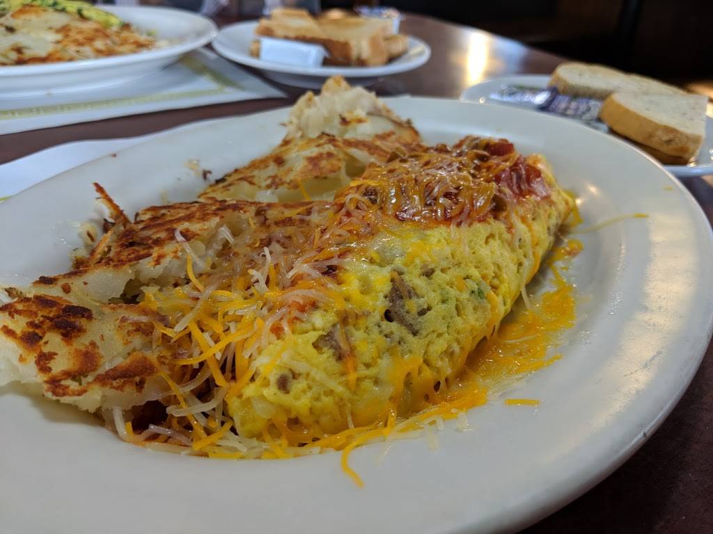 Diannas Deli & Restaurant | restaurant | 1332 W 117th St, Lakewood, OH 44107, USA | 2165219393 OR +1 216-521-9393