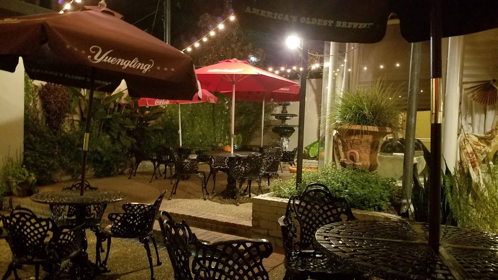 The Guest House Restaurant | restaurant | 201 N Pearl St, Natchez, MS 39120, USA | 6014428848 OR +1 601-442-8848