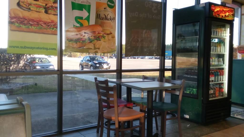 Subway | meal takeaway | 2707 US-90, Gautier, MS 39553, USA | 2284970001 OR +1 228-497-0001