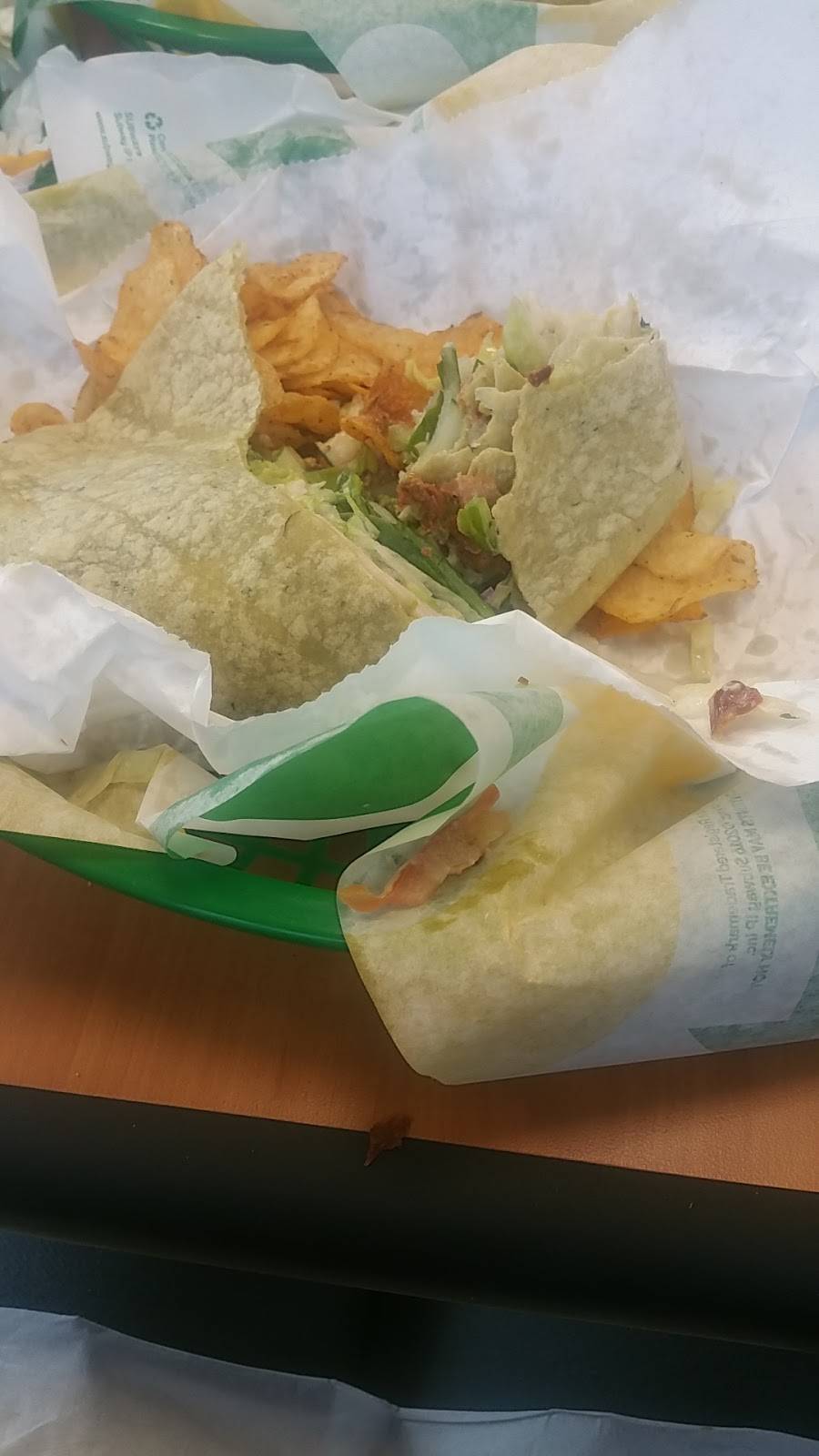 Subway | restaurant | 221 E 4th Ave, Red Springs, NC 28377, USA | 9108438494 OR +1 910-843-8494