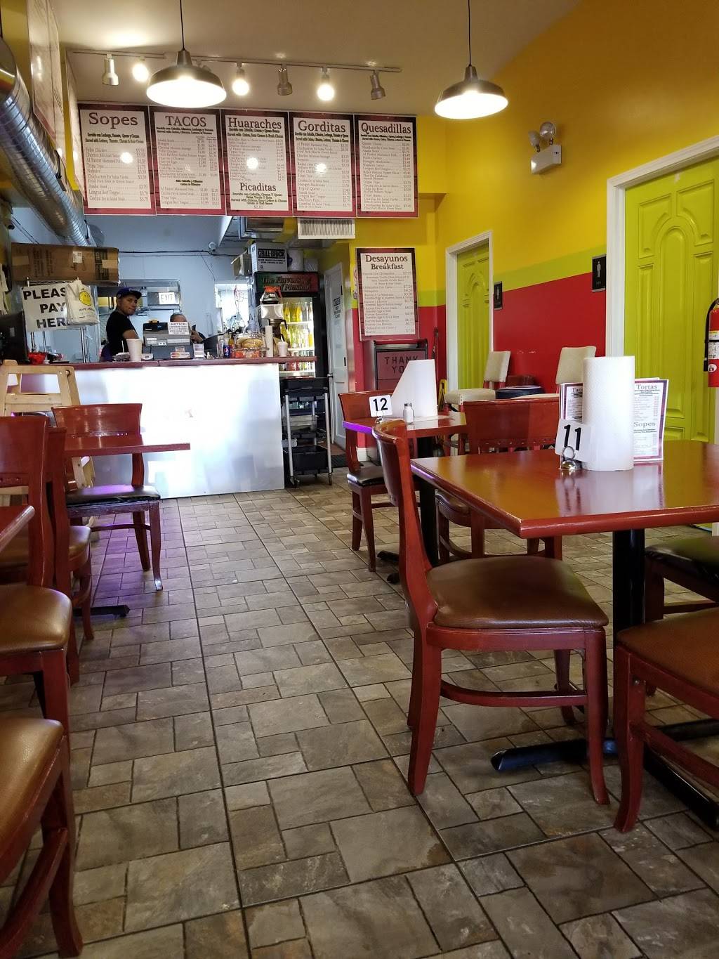 La Paz | restaurant | 5052 W Armitage Ave, Chicago, IL 60639, USA | 7736228110 OR +1 773-622-8110