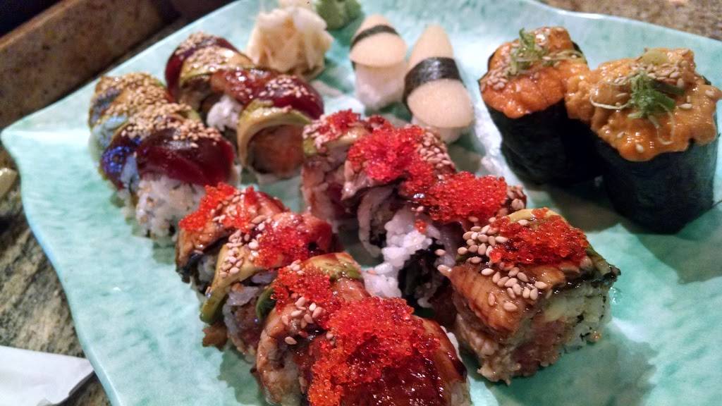 Moritomo Japanese Steakhouse & Sushi Bar | restaurant | 32 Fort Eddy Rd, Concord, NH 03301, USA | 6032248363 OR +1 603-224-8363