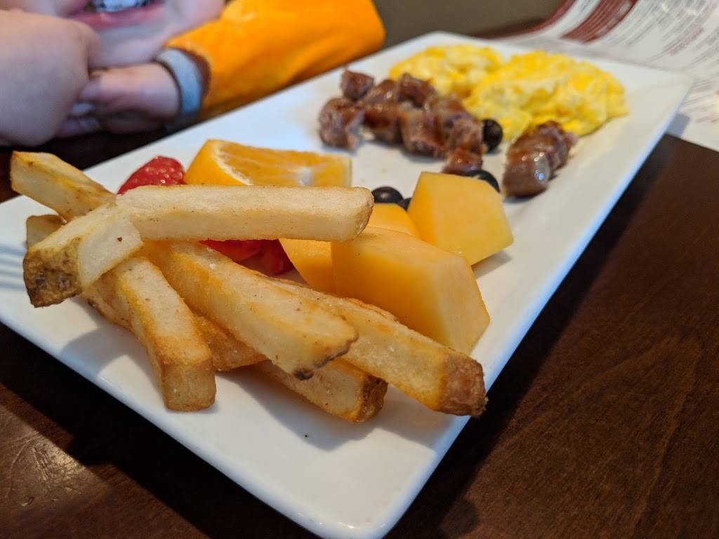 Crows Landing | restaurant | 6 Crow Point Ln, Hingham, MA 02043, USA | 7817492400 OR +1 781-749-2400