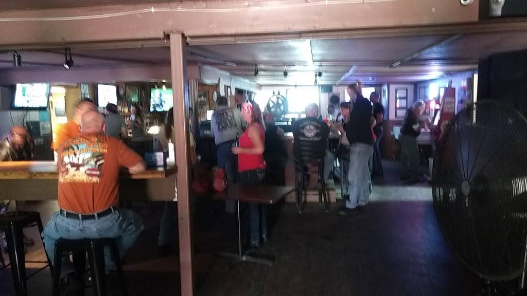 Muddy Boot Bar And Grill | restaurant | 2290 Old River Rd, Zanesville, OH 43701, USA | 7402977662 OR +1 740-297-7662