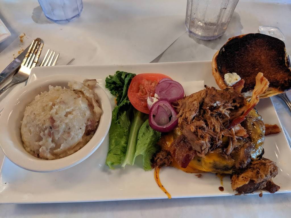 Cannons Chophouse | restaurant | 105 Springfield Commons Blvd, Mercer, PA 16137, USA | 7242697173 OR +1 724-269-7173