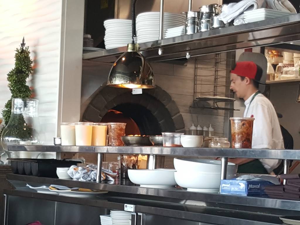 Hatch | restaurant | 329 Erie St, Buffalo, NY 14202, USA | 7168516501 OR +1 716-851-6501