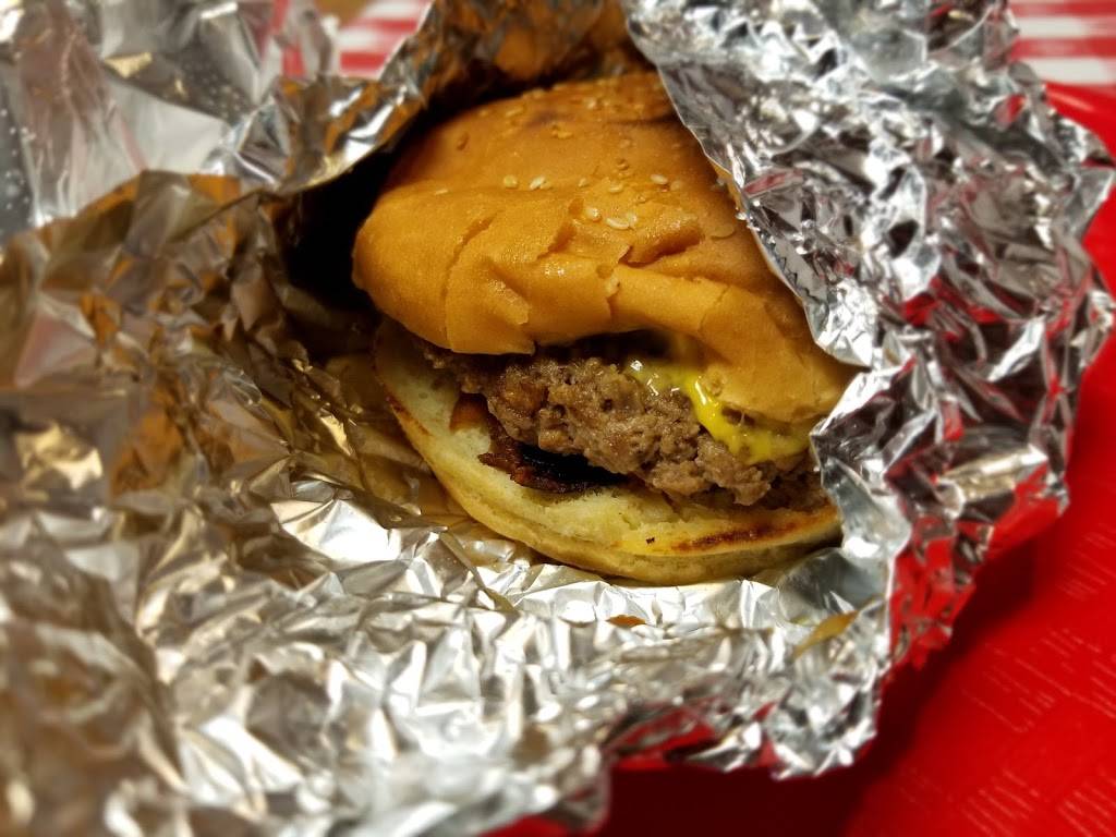 Burger Me | restaurant | 400 W St Francis St, Brusly, LA 70719, USA | 2254482727 OR +1 225-448-2727