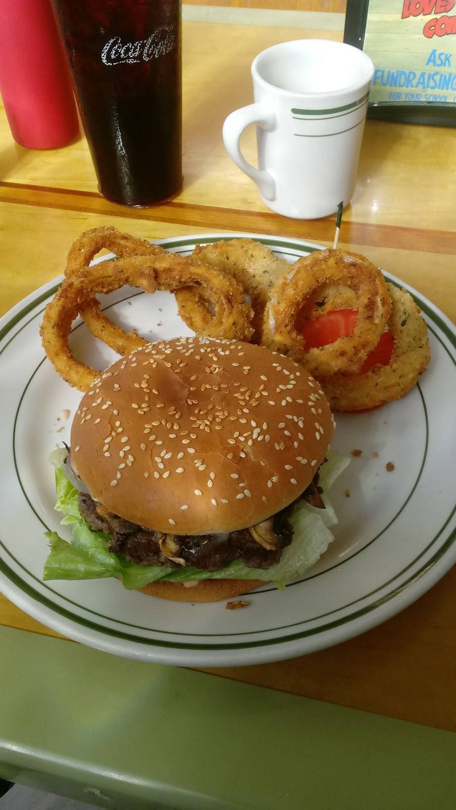 Woodys Diner | restaurant | 7871 Warner Ave, Huntington Beach, CA 92647, USA | 7148489936 OR +1 714-848-9936