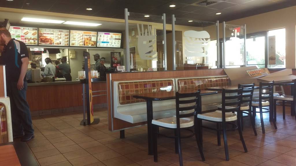 Burger King | restaurant | 7320 103rd St, Jacksonville, FL 32210, USA | 9047770408 OR +1 904-777-0408