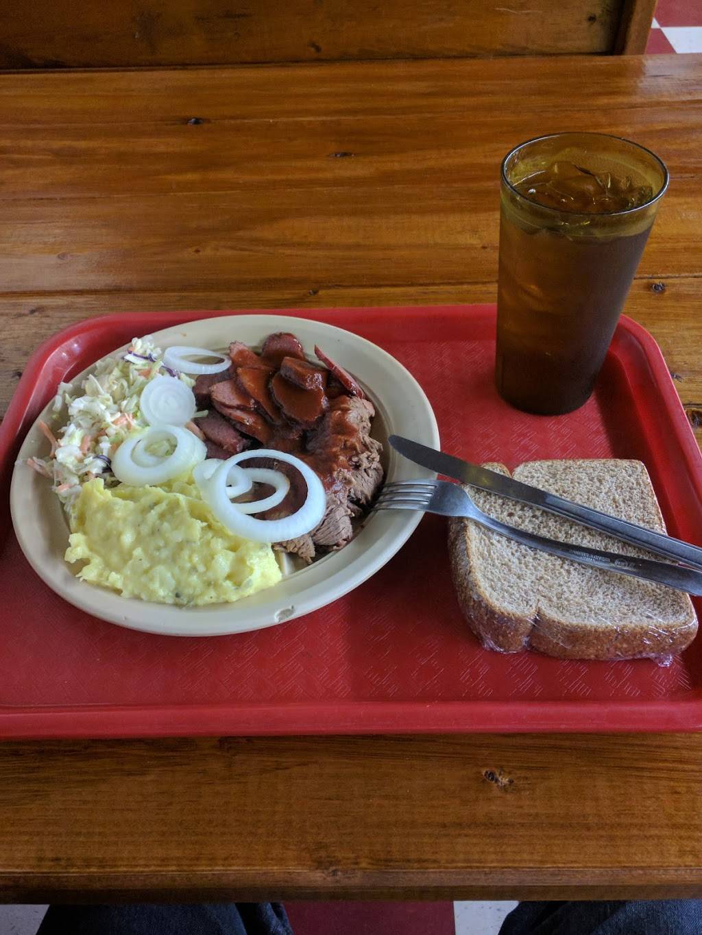 Backwoods Bar-B-Que | restaurant | 630 W TX-243, Canton, TX 75103, USA | 9035676253 OR +1 903-567-6253