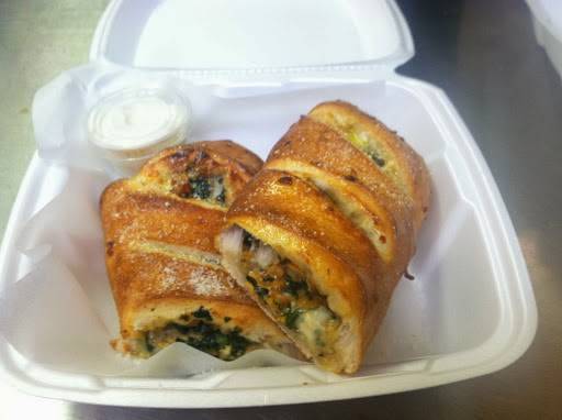 Fellinis Pizzeria Penn Hills | restaurant | 11748 Frankstown Rd, Penn Hills, PA 15235, USA | 4127317000 OR +1 412-731-7000