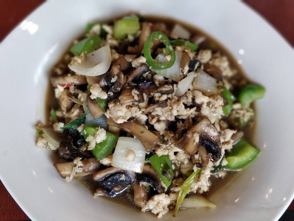 Nine Thai Cuisine | restaurant | 2349 N. Clark St, Chicago, IL 60614, USA | 7733607087 OR +1 773-360-7087