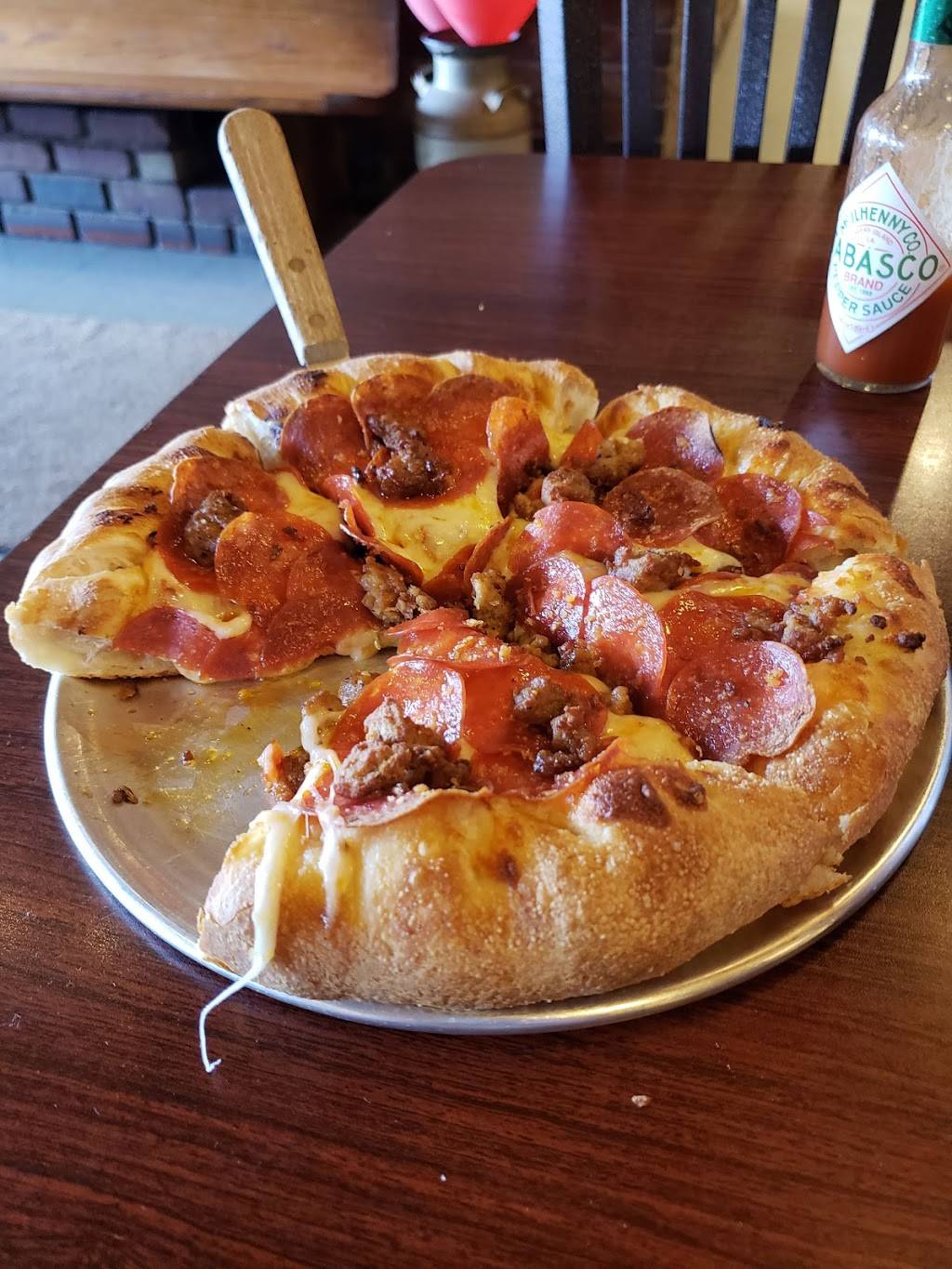 Coburg Pizza Company | Centennial | restaurant | 1710 Centennial Blvd, Springfield, OR 97477, USA | 5414846600 OR +1 541-484-6600