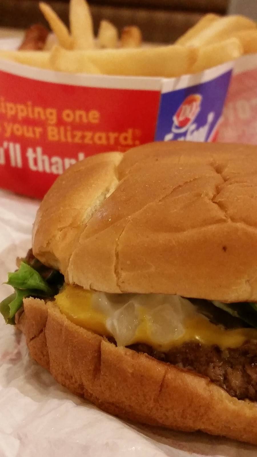 Dairy Queen Grill & Chill | restaurant | 1805 E Commercial Ave, Lowell, IN 46356, USA | 2196960428 OR +1 219-696-0428